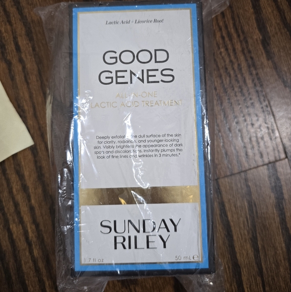 Sunday Riley Good Genes Nwt - Picture 1 of 2
